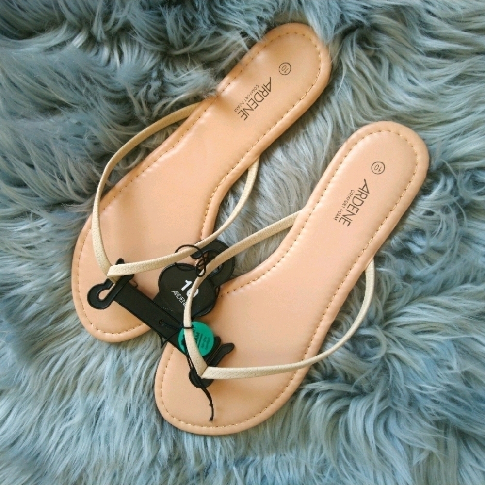 FREE with a purchase ARDENE faux leather flip flop sandal